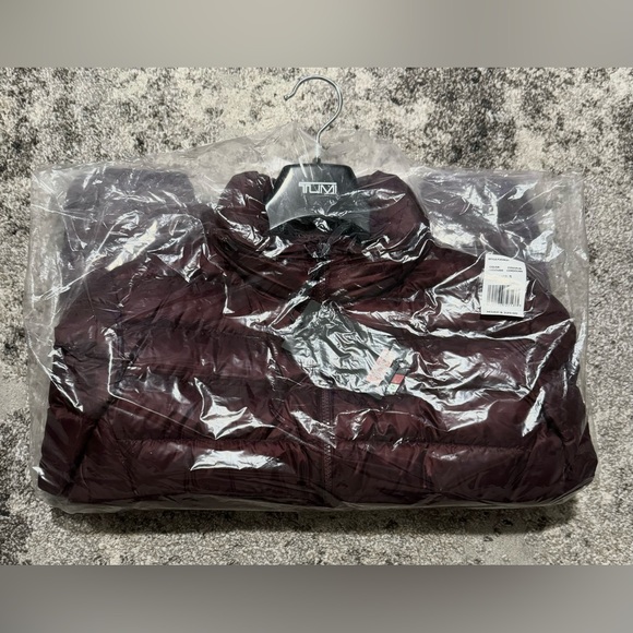 Tumipax Charlotte Packable Travel Puffer Jacket - Picture 3 of 5